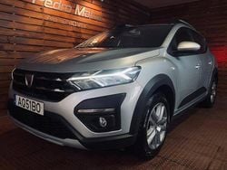 Cinzento Usado 2022 Dacia Sandero Citadino | € 14.950 (Bom preço)