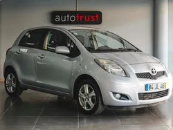 Cinzento Usado 2010 Toyota Yaris Citadino | € 6.900 (Preço justo)