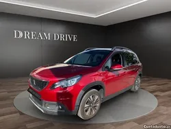 Vermelho Usado 2016 Peugeot 2008 Allure SUV | € 11.990 (Preço justo)