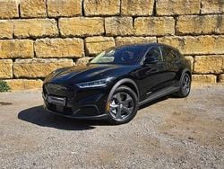 Preto Usado 2021 Ford Mustang Mach-E Premium SUV | € 30.900 (Preço justo)
