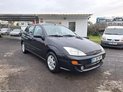 Preto Usado 1998 Ford Focus Ambiente | € 1.990 (Bom preço)