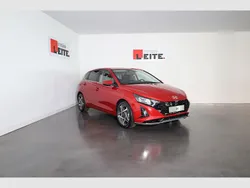 Dragon red (metalizado) Novo 2025 Hyundai i20 Style | € 23.860 (Preço elevado)