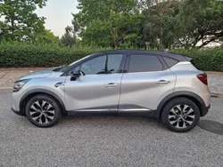 Cinzento Usado 2023 Renault Captur SUV | € 14.500 (Super Preço)