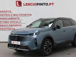 Azul Novo 2025 Peugeot 5008 GT Monovolume | € 40.500