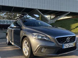 Usado 2014 Volvo V40 CC Carrinha | € 12.000 (Preço justo)