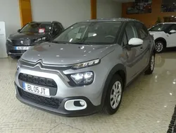 Cinza Usado 2024 Citroën C3 PureTech Citadino | € 16.800 (Preço justo)