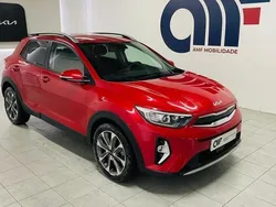 Vermelho Usado 2023 Kia Stonic SUV | € 16.299 (Bom preço)