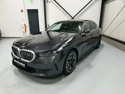 Cinza Usado 2023 BMW i5 Sedan | € 61.500 (Bom preço)