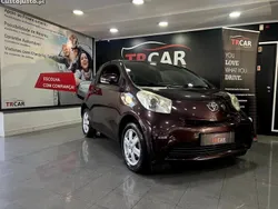Vermelho Usado 2009 Toyota iQ Citadino | € 7.750 (Preço justo)