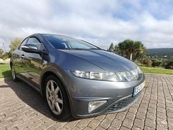 Cinzento Usado 2006 Honda Civic Sedan | € 5.800 (Preço justo)
