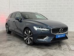 Cinzento Usado 2022 Volvo V60 Carrinha | € 33.800