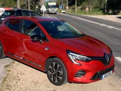 Vermelho Usado 2021 Renault Clio V Citadino | € 15.900 (Preço justo)