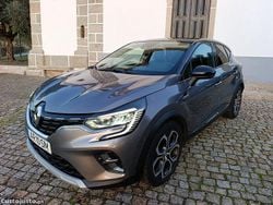 Cinza Usado 2022 Renault Captur SUV | € 16.750 (Preço justo)