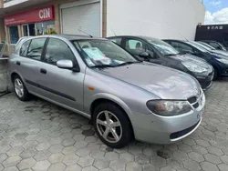 Cinza Usado 2003 Nissan Almera Visia Citadino | € 3.500