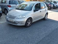 Cinzento Usado 2003 Citroën C3 Citadino | € 3.090 (Preço justo)