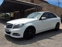 Branco Usado 2012 Mercedes C250 Avantgarde Sedan | € 14.999 (Preço justo)