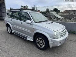 Cinza Usado 2004 Suzuki Grand Vitara Comfort+ SUV | € 6.950
