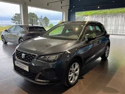 Cinza Usado 2023 Seat Arona FR SUV | € 19.450 (Preço justo)
