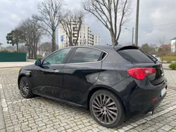 Usado 2011 Alfa Romeo Giulietta Citadino | € 7.549 (Preço justo)
