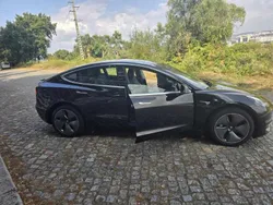Preto Usado 2019 Tesla Model 3 Standard Range Plus Sedan | € 19.700 (Preço justo)