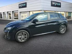 Preto Usado 2022 Peugeot e-208 Active Citadino | € 17.490 (Preço justo)