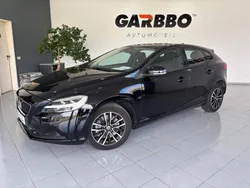 Preto Usado 2019 Volvo V40 Carrinha | € 19.950 (Preço justo)