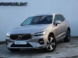 Cinzento Usado 2023 Volvo XC60 Plus SUV | € 54.800 (Preço justo)