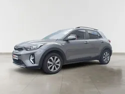 Cinza Usado 2024 Kia Stonic SUV | € 16.900 (Preço justo)