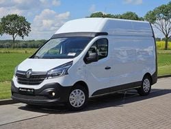 Branco Usado 2021 Renault Trafic Van | € 22.980 (Preço elevado)