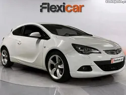 Branco Usado 2012 Opel Astra Sedan | € 10.490