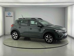Verde Usado 2024 Dacia Sandero Expression Citadino | € 17.290 (Preço justo)