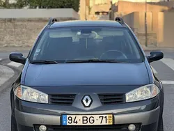 Usado 2006 Renault Mégane II Sedan | € 2.100 (Bom preço)
