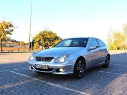 Usado 2004 Mercedes C220 Coupé | € 6.950 (Preço justo)