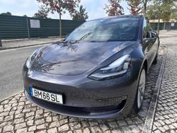 Cinzento Usado 2019 Tesla Model 3 Long Range AWD Sedan | € 25.950 (Preço elevado)