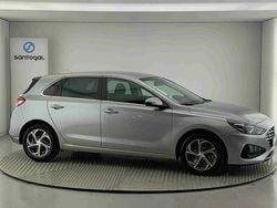 Prateado Usado 2023 Hyundai i30 Style Citadino | € 20.850 (Bom preço)