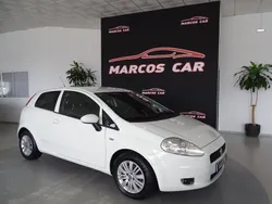 Branco Usado 2012 Fiat Punto Citadino | € 4.500