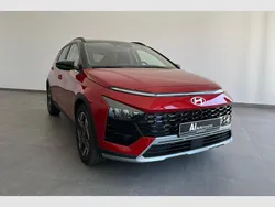 Dragon red/phantom black (metalizado) Usado 2024 Hyundai Bayon Premium SUV | € 21.100 (Preço elevado)