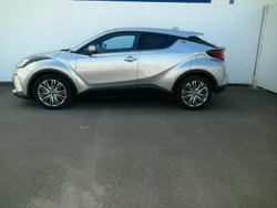 Cinzento atomic / tej ns (metalizado) Usado 2022 Toyota C-HR Luxury SUV | € 31.000 (Preço justo)