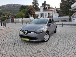 Cinzento Usado 2015 Renault Clio IV | € 10.250 (Preço justo)