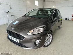 Cinza Usado 2020 Ford Fiesta Citadino | € 15.300 (Preço justo)