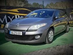 Outra (metalizado) Usado 2012 Renault Mégane GrandTour Carrinha | € 7.490 (Preço justo)