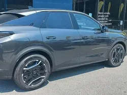 Cinza Novo 2025 Peugeot e-3008 Allure SUV | € 44.000 (Bom preço)