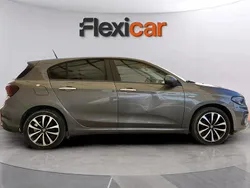Cinza Usado 2020 Fiat Tipo Lounge Sedan | € 10.890 (Preço justo)