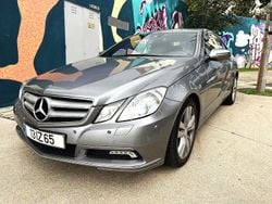 Cinza Usado 2010 Mercedes E250 Avantgarde Coupé | € 16.490
