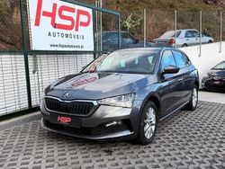 Branco Usado 2022 Skoda Scala Ambition Citadino | € 15.990 (Preço elevado)