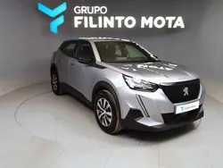Cinzento Usado 2023 Peugeot 2008 Active SUV | € 18.540 (Preço justo)