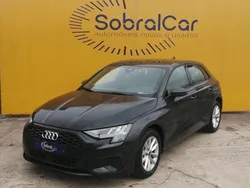 Cinza Usado 2022 Audi A3 Advanced Sedan | € 29.500