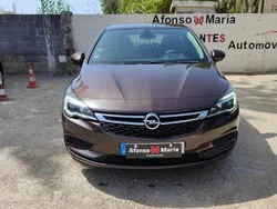 Cinza Usado 2016 Opel Astra Edition Sedan | € 13.950 (Preço elevado)