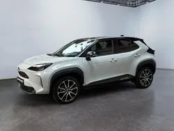 Branco Usado 2023 Toyota Yaris Cross Sport SUV | € 27.500