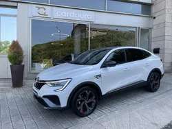 Branco preto Usado 2022 Renault Arkana SUV | € 25.900 (Preço justo)
